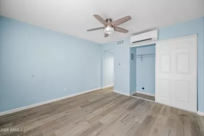 3025 N 32nd Street #8, Phoenix, AZ 85018 - Photo 4