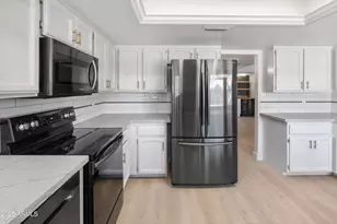 6240 E Kelton Ln, Scottsdale, AZ 85254 - Photo 18