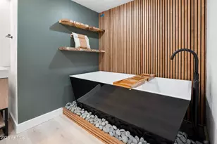 6240 E Kelton Ln, Scottsdale, AZ 85254 - Photo 24