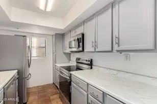 7502 E Thomas Rd, Scottsdale, AZ 85251 - Photo 2