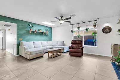 320 W Laguna Drive, Tempe, AZ 85282 - Photo 16