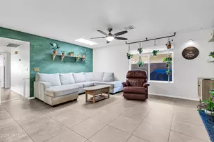 320 W Laguna Dr, Tempe, AZ 85282 - Photo 16