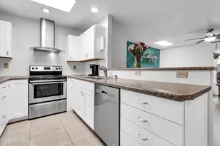320 W Laguna Dr, Tempe, AZ 85282 - Photo 12