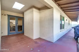 320 W Laguna Dr, Tempe, AZ 85282 - Photo 38