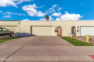 320 W Laguna Dr, Tempe, AZ 85282 - Photo 2