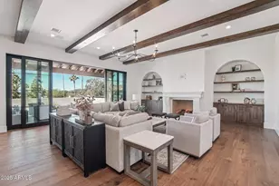 5830 N Echo Canyon Ln, Phoenix, AZ 85018 - Photo 10