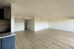 6767 N 7th St, Phoenix, AZ 85014 - Photo 2