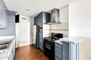 6767 N 7th St, Phoenix, AZ 85014 - Photo 8