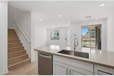 2121 W Sonoran Desert Drive #125, Phoenix, AZ 85085 - Photo 4