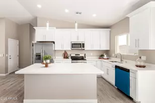 11405 W Madero Dr, Arizona City, AZ 85123 - Photo 12