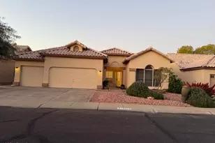 10910 W Laurelwood Ln, Avondale, AZ 85392 - Photo 1