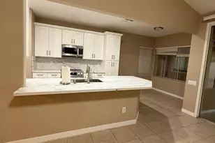 10910 W Laurelwood Ln, Avondale, AZ 85392 - Photo 12