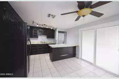 5940 W Palm Lane, Phoenix, AZ 85035 - Photo 8