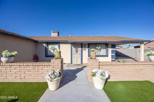 5940 W Palm Ln, Phoenix, AZ 85035 - Photo 1