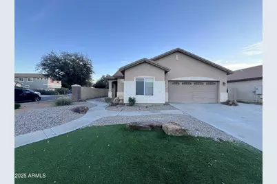 1961 E Shannon Street, Gilbert, AZ 85295 - Photo 2
