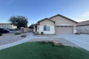 1961 E Shannon St, Gilbert, AZ 85295 - Photo 2