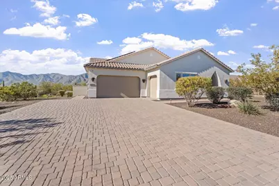 8510 N 194th Drive, Waddell, AZ 85355 - Photo 4