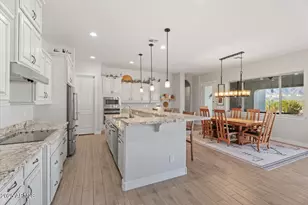 8510 N 194th Dr, Waddell, AZ 85355 - Photo 14