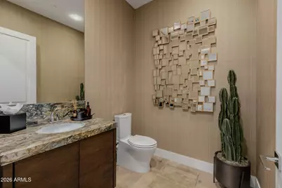 2 Biltmore Estate #207, Phoenix, AZ 85016 - Photo 24