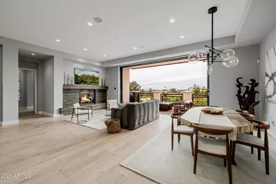 2 Biltmore Estate #207, Phoenix, AZ 85016 - Photo 8