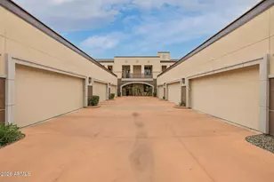 2 Biltmore Estate, Phoenix, AZ 85016 - Photo 86