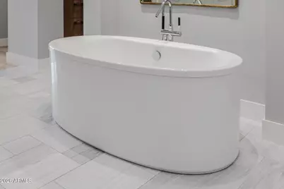 2 Biltmore Estate #207, Phoenix, AZ 85016 - Photo 40