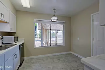 19831 N Signal Butte Circle, Sun City, AZ 85373 - Photo 18