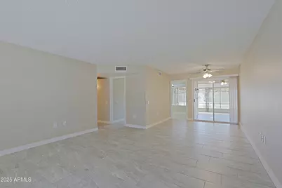 19831 N Signal Butte Circle, Sun City, AZ 85373 - Photo 4