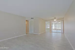 19831 N Signal Butte Cir, Sun City, AZ 85373 - Photo 4