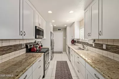 8902 N 114th Lane, Peoria, AZ 85345 - Photo 14