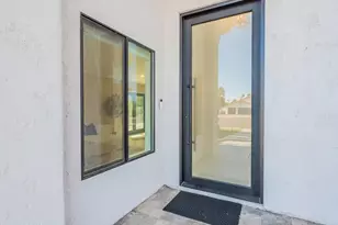 4748 E Redfield Rd, Phoenix, AZ 85032 - Photo 4