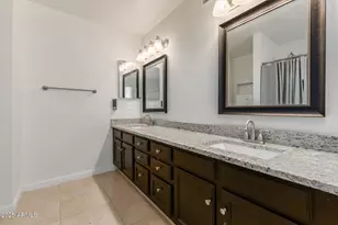 10428 N 53rd Dr, Glendale, AZ 85302 - Photo 16