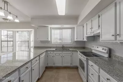 10428 N 53rd Drive, Glendale, AZ 85302 - Photo 12