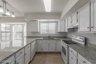 10428 N 53rd Dr, Glendale, AZ 85302 - Photo 12