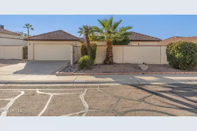10428 N 53rd Drive, Glendale, AZ 85302 - Photo 1