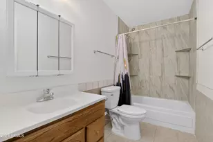 7649 W Mitchell Dr, Phoenix, AZ 85033 - Photo 14