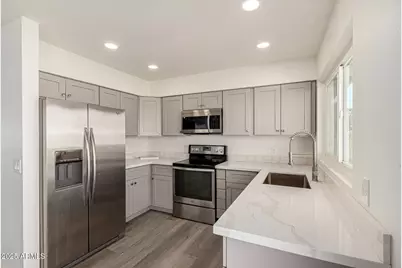 18406 N 55th Avenue, Glendale, AZ 85308 - Photo 14