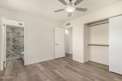 18406 N 55th Avenue, Glendale, AZ 85308 - Photo 16