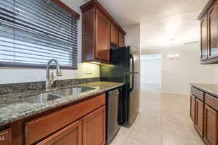 1728 W Avalon Dr, Phoenix, AZ 85015 - Photo 6