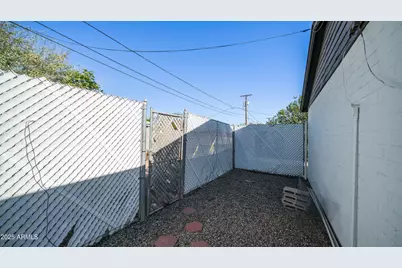 1728 W Avalon Drive, Phoenix, AZ 85015 - Photo 26