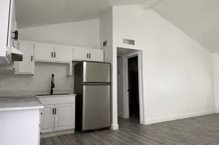 13221 North 21st Pl, Phoenix, AZ 85022 - Photo 4