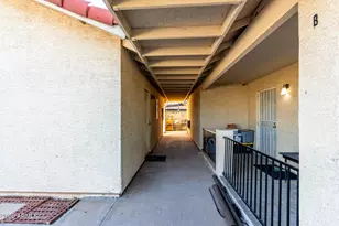 2107 W Glenrosa Ave, Phoenix, AZ 85015 - Photo 16