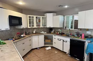 851 E Junction St, Apache Junction, AZ 85119 - Photo 10