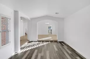 16631 S 37th St, Phoenix, AZ 85048 - Photo 8