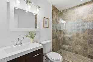 8725 E Coronado Rd, Scottsdale, AZ 85257 - Photo 30