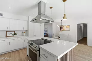 8725 E Coronado Rd, Scottsdale, AZ 85257 - Photo 14