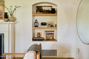 2038 N 11th Ave, Phoenix, AZ 85007 - Photo 8