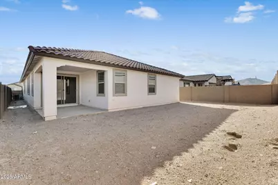 19948 W Flower Street, Buckeye, AZ 85396 - Photo 42