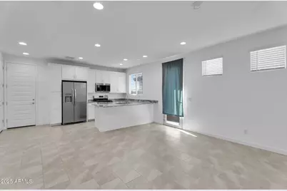 19948 W Flower Street, Buckeye, AZ 85396 - Photo 24