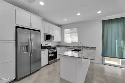 19948 W Flower Street, Buckeye, AZ 85396 - Photo 18